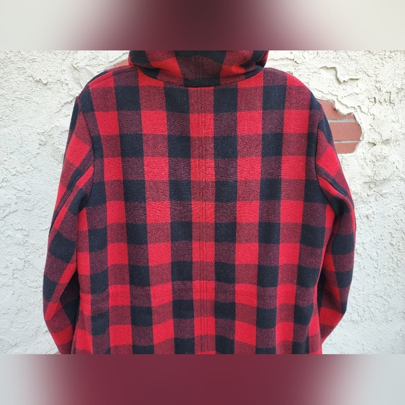 Large LEVI'S red black Buffalo plaid checkers hooded coat jacket quilted lining - Picture 10 of 16